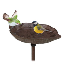 Lade das Bild in den Galerie-Viewer, Vogeltränke Gusseisen mit Erdspiess Jam-Factory.ch