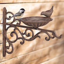Lade das Bild in den Galerie-Viewer, Vogeltränke Gusseisen für die Wand Jam-Factory.ch