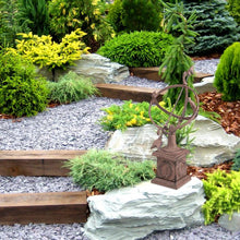 Lade das Bild in den Galerie-Viewer, Dekorative Sonnenuhr aus Gusseisen