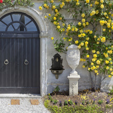 Lade das Bild in den Galerie-Viewer, XL Wandbrunnen im ANTIK-STIL gold-braun
