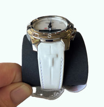 Lade das Bild in den Galerie-Viewer, NEU Tissot T-Touch II Perlmutt Diamanten NEU mit GARANTIE
