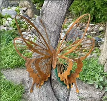 Lade das Bild in den Galerie-Viewer, Schmetterling rostig Jam-Factory.ch
